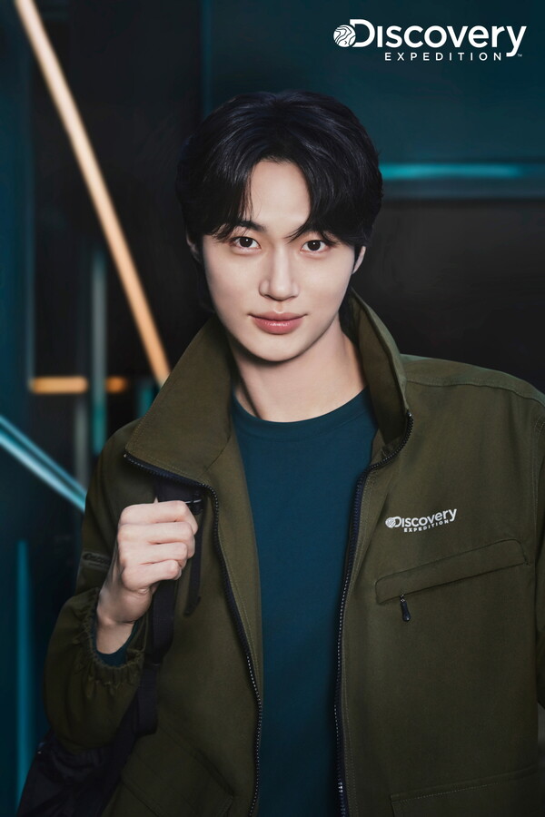 디스커버리 익스페디션 변우석 가을 아우터 화보 /F&F