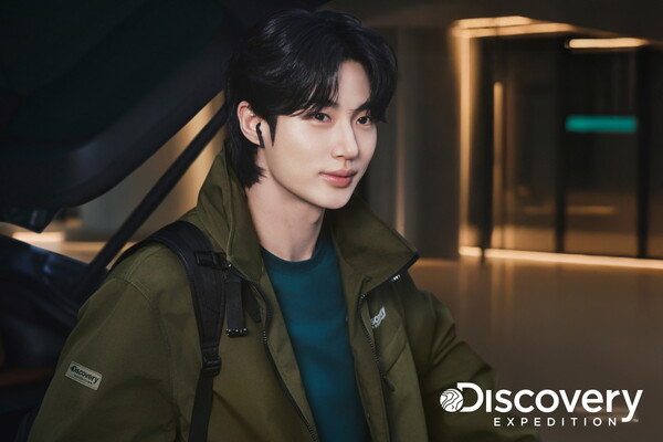 디스커버리 익스페디션 변우석 가을 아우터 화보 /F&F