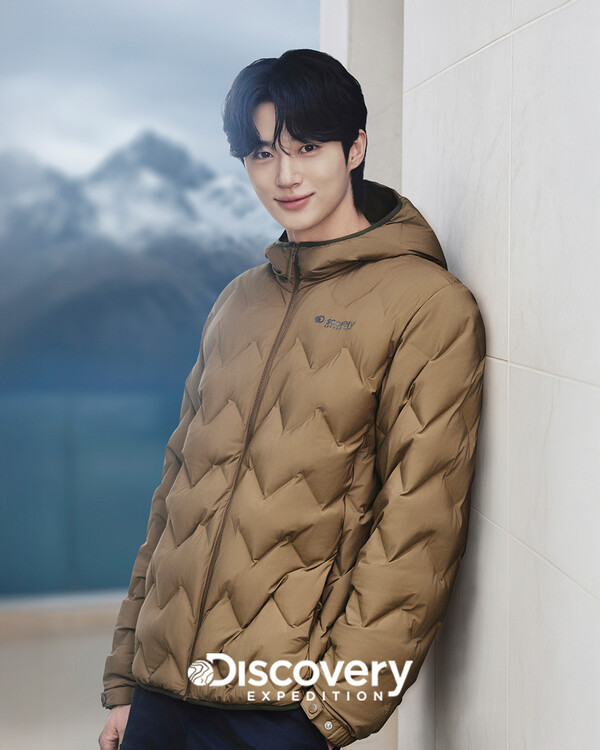 디스커버리 익스페디션 ‘25FW 티베른 경량패딩’ 화보 /F&F