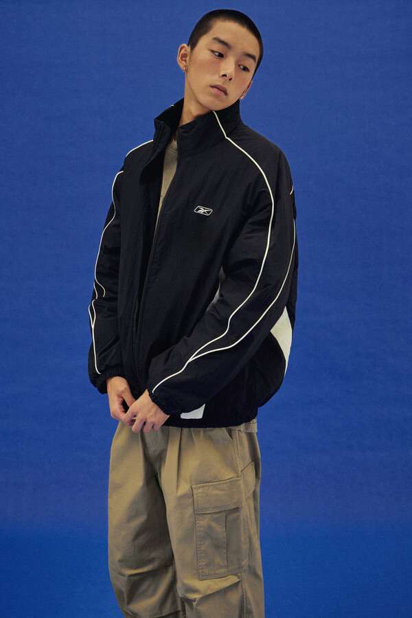 리복 프리미어 트랙 경량 패딩 /LF