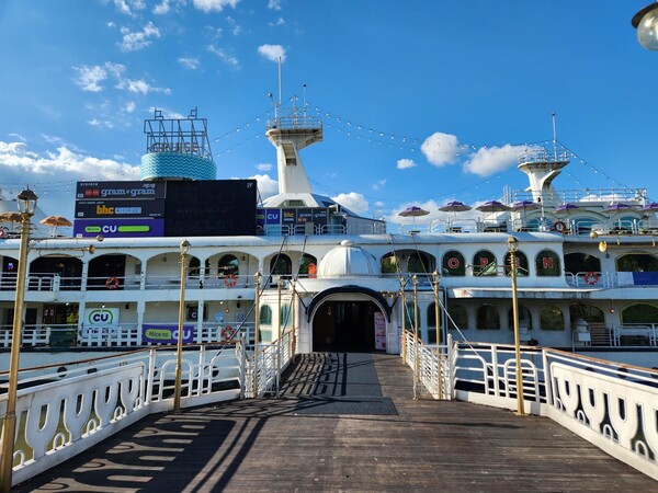 /다이닝브랜즈그룹