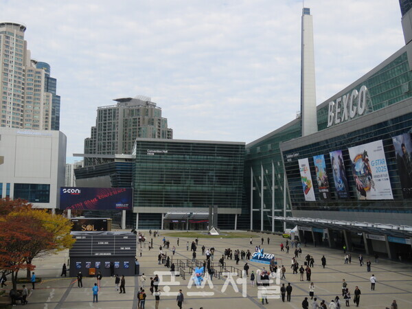 2025년 11월 13일 부산 벡스코(BEXCO)에서 국제게임전시회 '지스타 2025'가 진행되고 있다. /사진=강민혁 기자