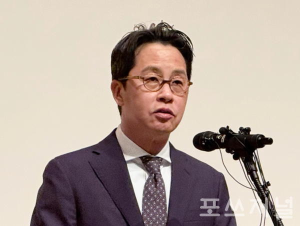 조좌진 롯데카드 대표이사가 2025년 9월 18일 서울 중구 부영태평빌딩에서 최근 발생한 대규모 고객정보 유출 사태와 관련 기자회견을 열어 대국민 사과 브리핑을 하고 있다./사진=박소연 기자