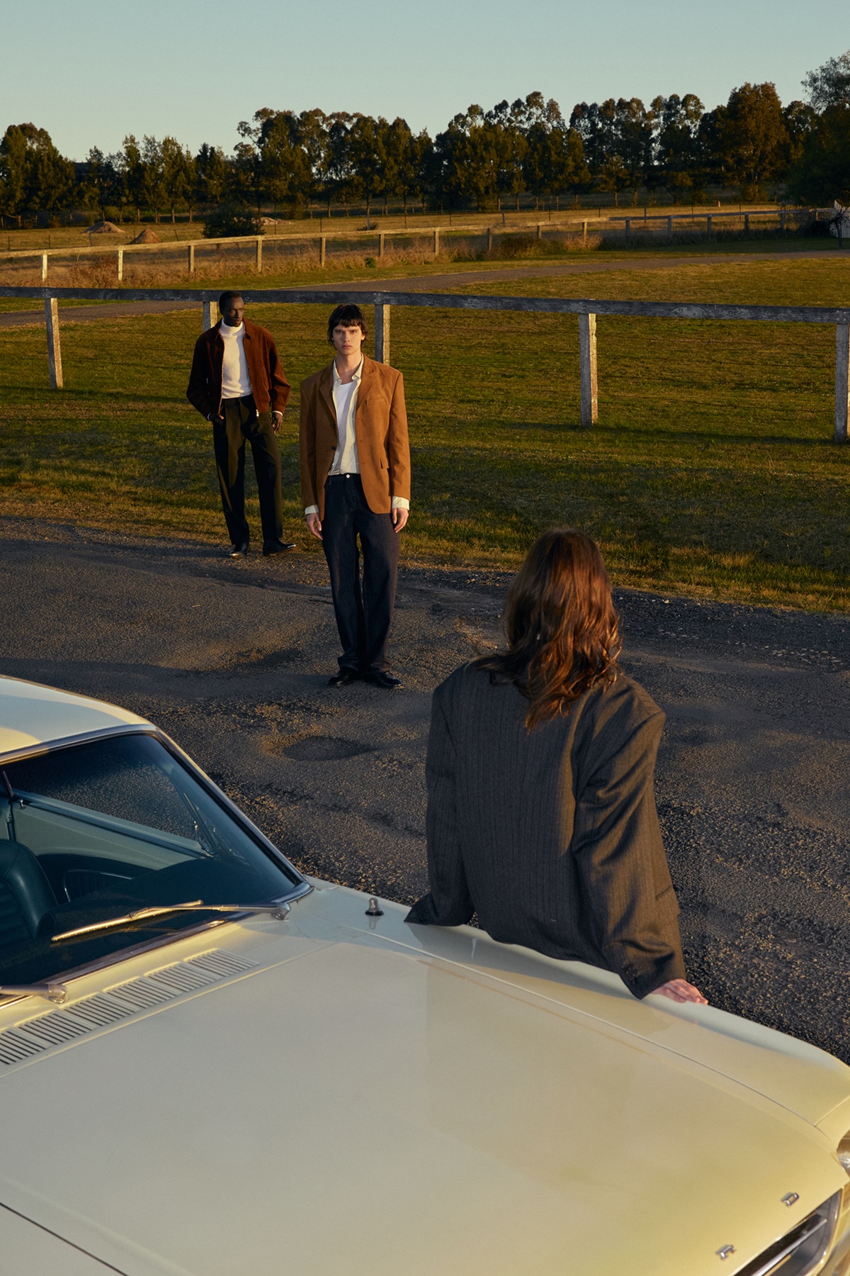 TNGT 2025FW 컬렉션 화보. 2025FW 시즌 화보는 호주의 도심, 초원, 해변가, 사막 등 다양한 명소에서 촬영해 TNGT 특유의 미니멀하고 세련된 감도를 시각적으로 담아냈다. 2025.11.20./사진=LF