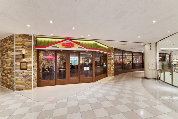 아웃백 진주롯데몰점 전경 /다이닝브랜즈그룹