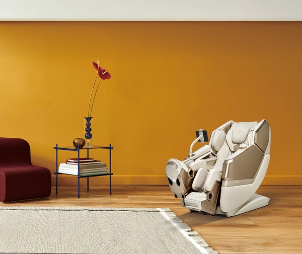 바디프랜드 콤팩트 듀얼 헬스케어로봇 '팔콘N'/바디프랜드