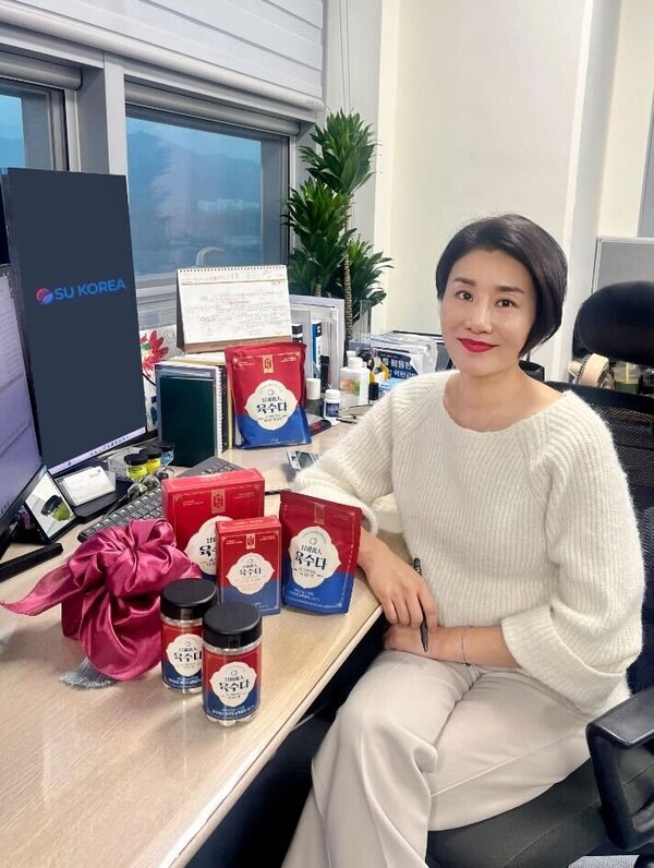 신정선 에스유코리아 대표. 광명에서 친환경 육수 브랜드 ‘남해眞人’을 운영하는 신정선 대표는 2024년 1월 창업,  로켓그로스를 만나 같은해 11월 쿠팡 식품 카테고리 판매순위 2위에 올랐고, 12월에는 연누적 판매 2만 개를 돌파했다. /쿠팡