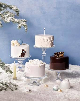 벤슨이 연말을 맞아 출시한 케이크 신제품 4종. 왼쪽부터 스노우볼 저지밀크, 블루밍 저지밀크, 캔들위시 스트로베리, 골든 초콜릿무스. /2025.11.24.베러스쿱크리머리