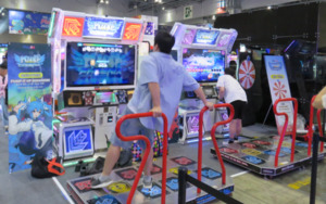 [르포] "몸으로 즐기는 게임"..플레이엑스포 2025 '리듬게임' 향연 - 뉴스 썸네일 이미지